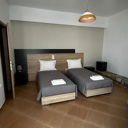 Syrtaki B&B *